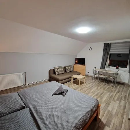 Obora Apartment Nova Bystrice